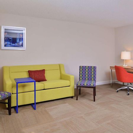 Hampton Inn Greensboro East / Mcleansville Esterno foto