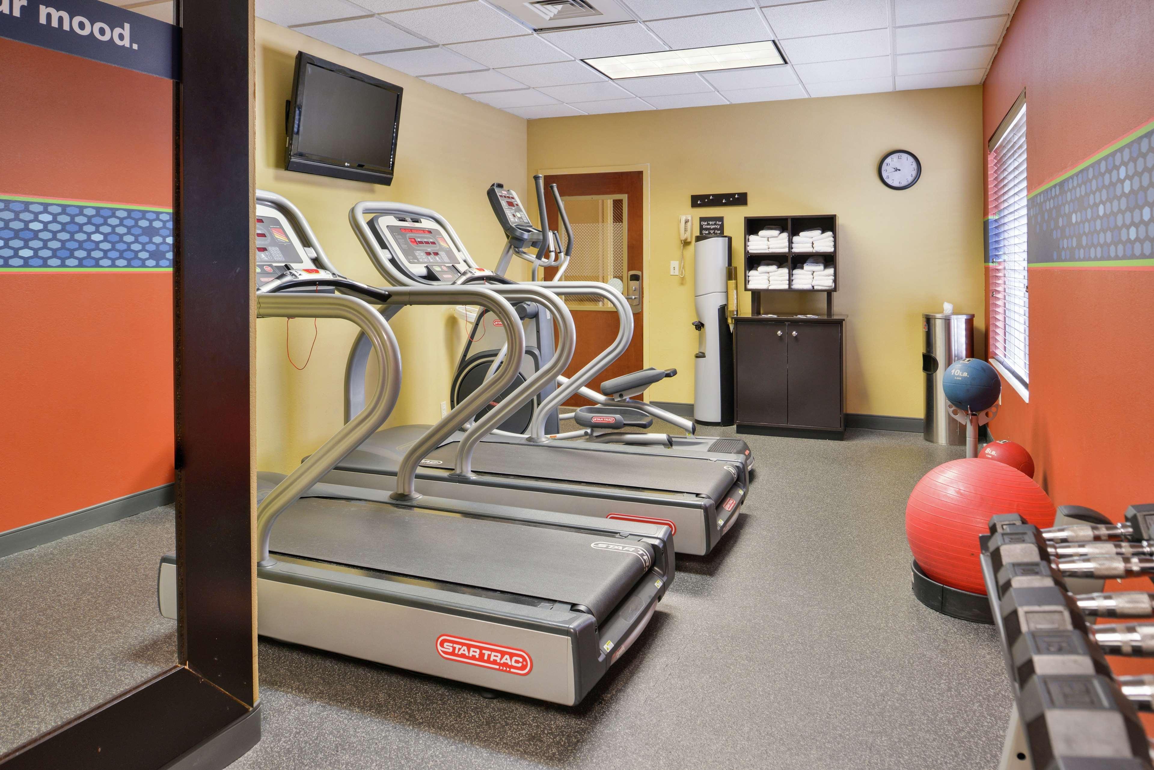 Hampton Inn Greensboro East / Mcleansville Esterno foto