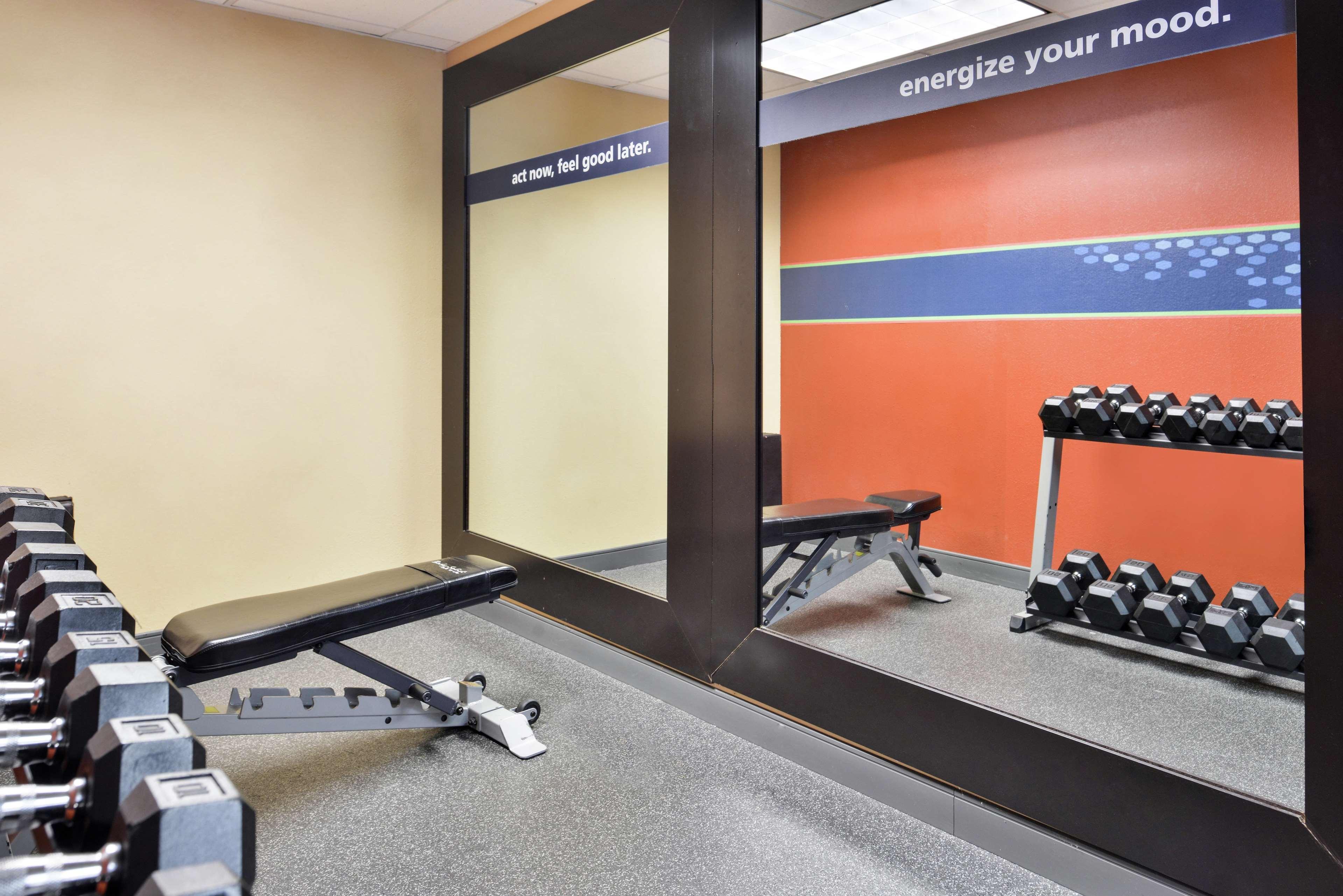 Hampton Inn Greensboro East / Mcleansville Esterno foto