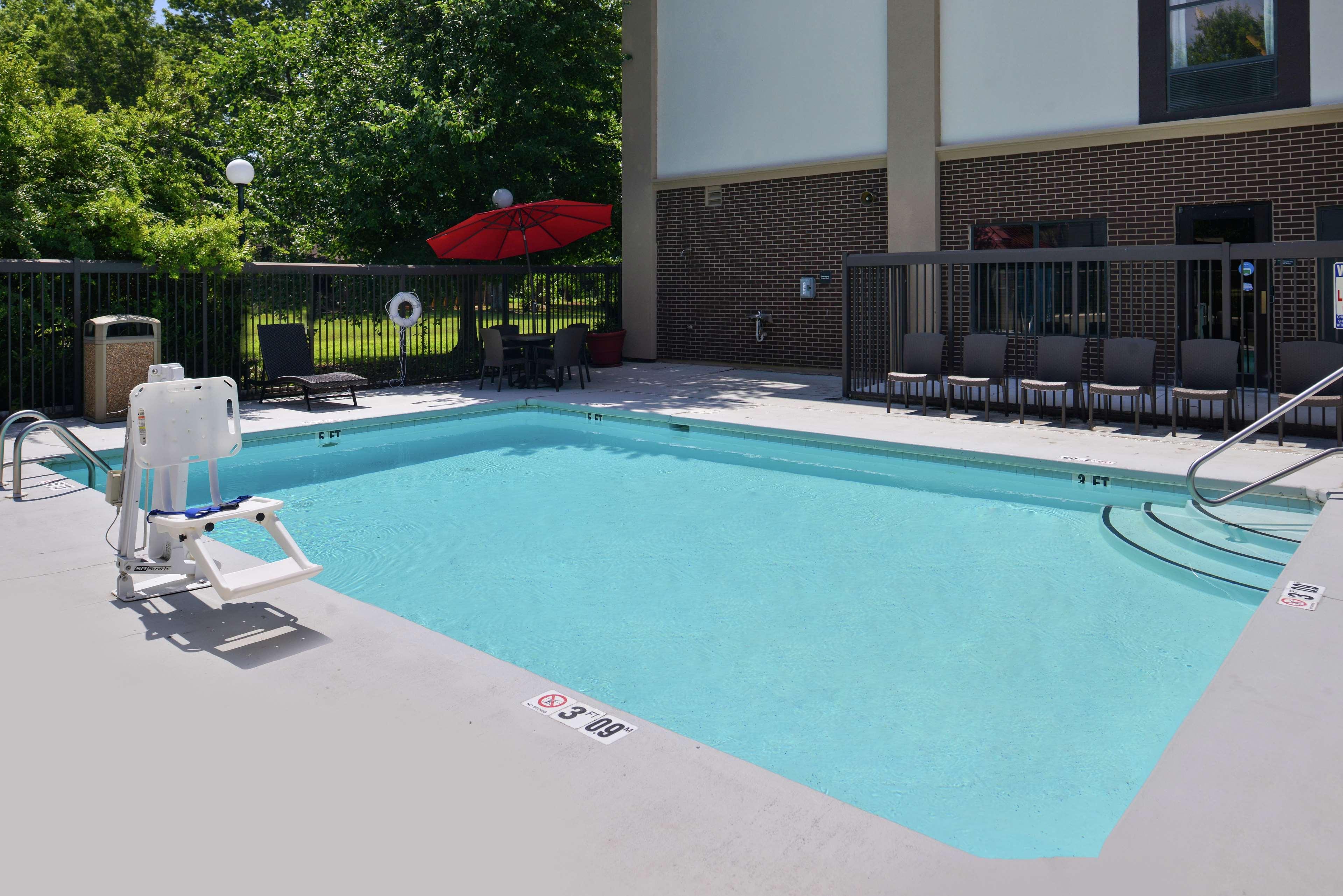 Hampton Inn Greensboro East / Mcleansville Esterno foto