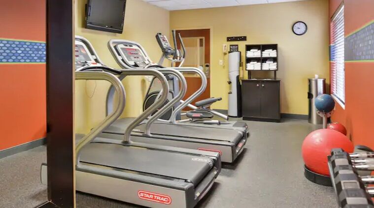 Hampton Inn Greensboro East / Mcleansville Esterno foto
